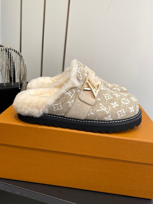 LV Cosy Flat Slippers Comfort Clog Beige Leather Monogram Fur 533469
