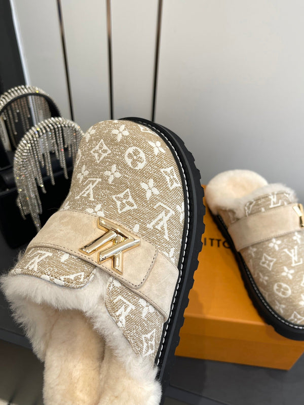 LV Cosy Flat Slippers Comfort Clog Beige Leather Monogram Fur 533469