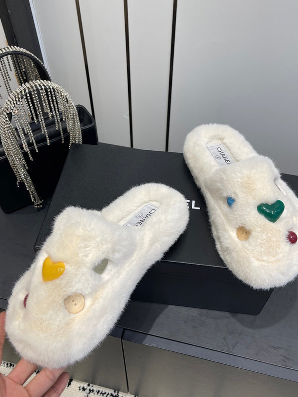 CC Double C Furry Slippers White Fur 554699