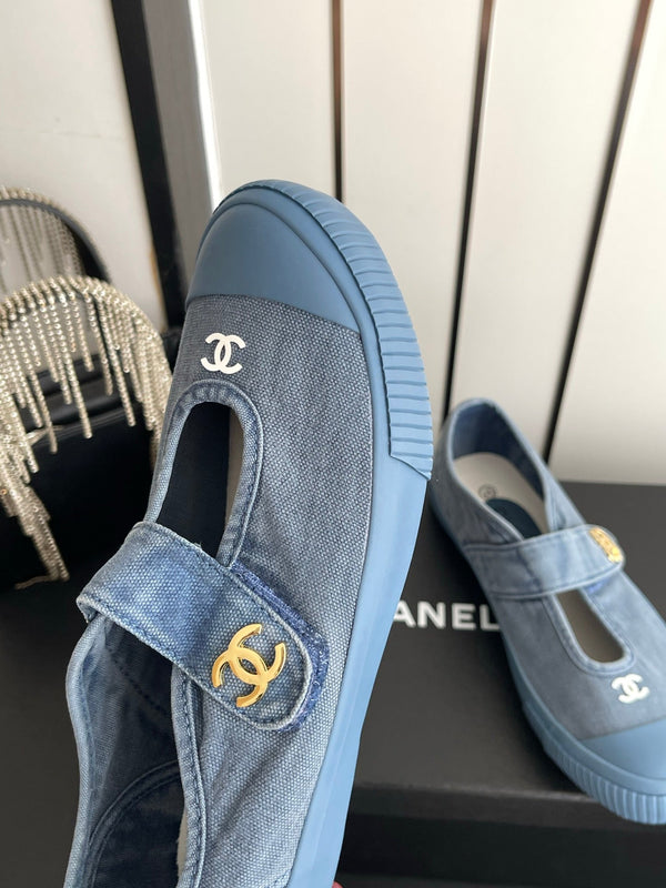 CC 26s Mary Jane Sneakers Blue Canvas 945161