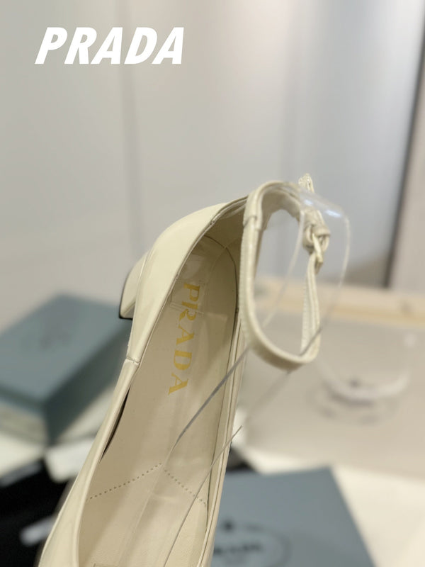 Pra Pumps 40 Square Sole White Patent Leather