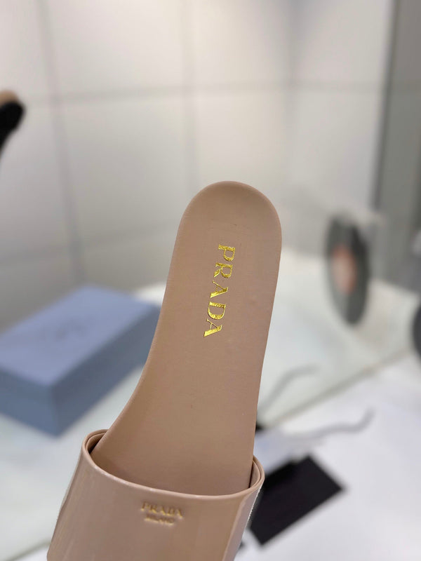 Pra Slides Beige Patent Leather 834595
