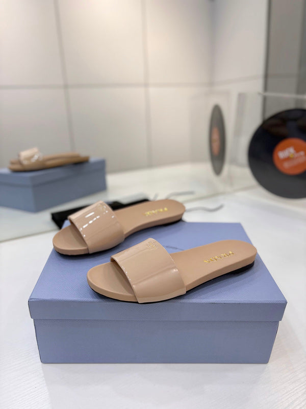 Pra Slides Beige Patent Leather 834595