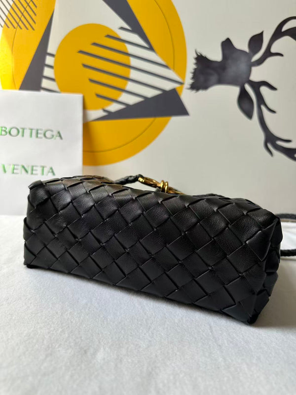 BV Small Andiamo Bag 20cm Black Intrecciato Leather 291443