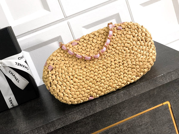 CC Logo Shopper Bag With Chain 23cm Beige Pink Raffia GHW