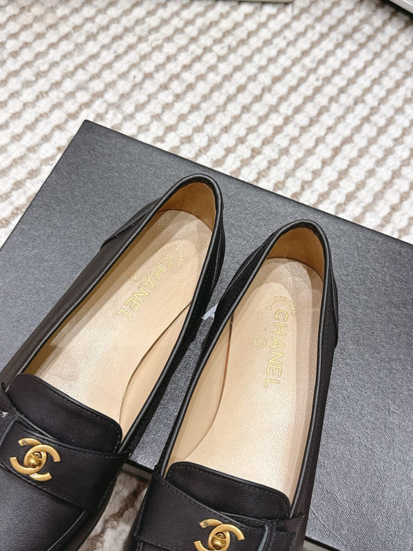 CC Double C Loafers Black Leather 721522