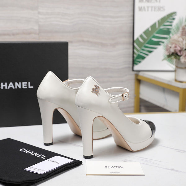 CC Buckle Platform Pumps 100mm White Lambskin 425879