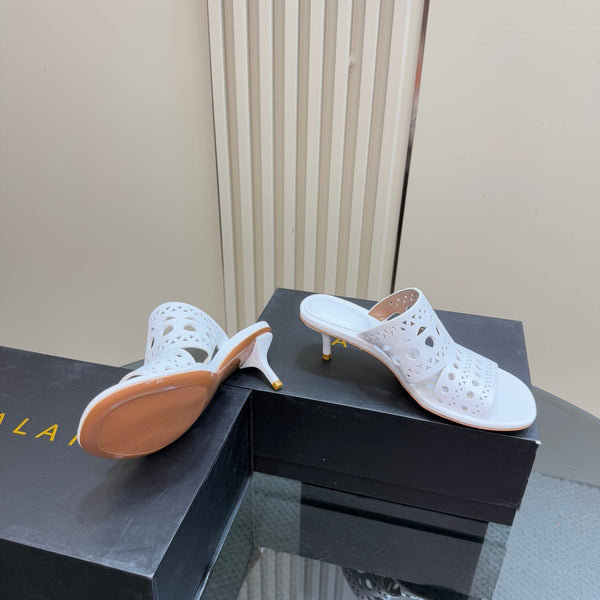 Alaia Vienne Cutout Kitten-Heel Slide Sandals White Sheepskin 299663