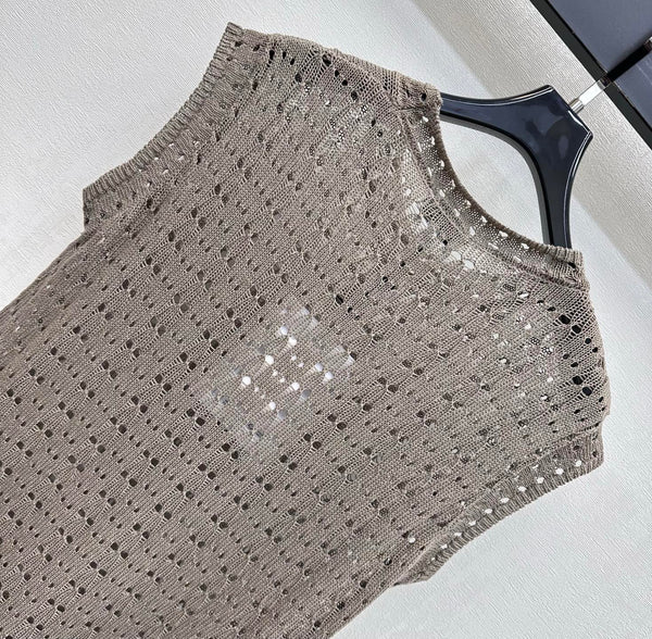 CC 26s Logo Knitted Vest Taupe Cotton 378318