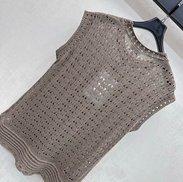 CC 26s Logo Knitted Vest Taupe Cotton 378318