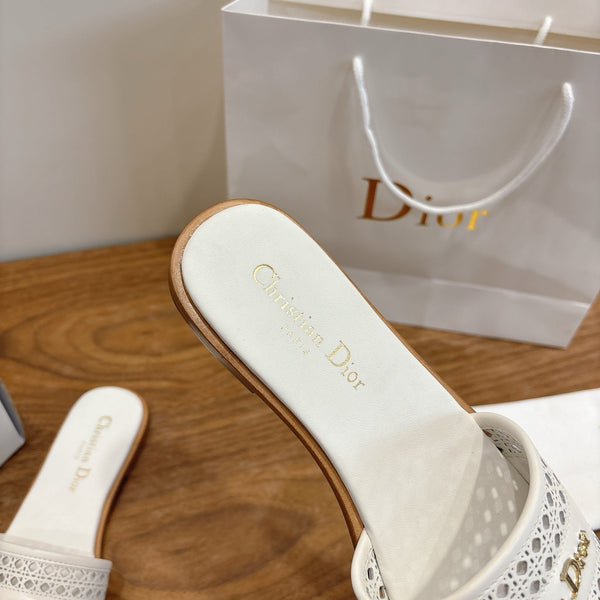 CD 26s Hollow-out Slippers White Leather 998234