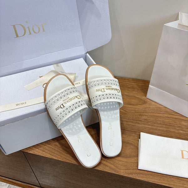 CD 26s Hollow-out Slippers White Leather 998234