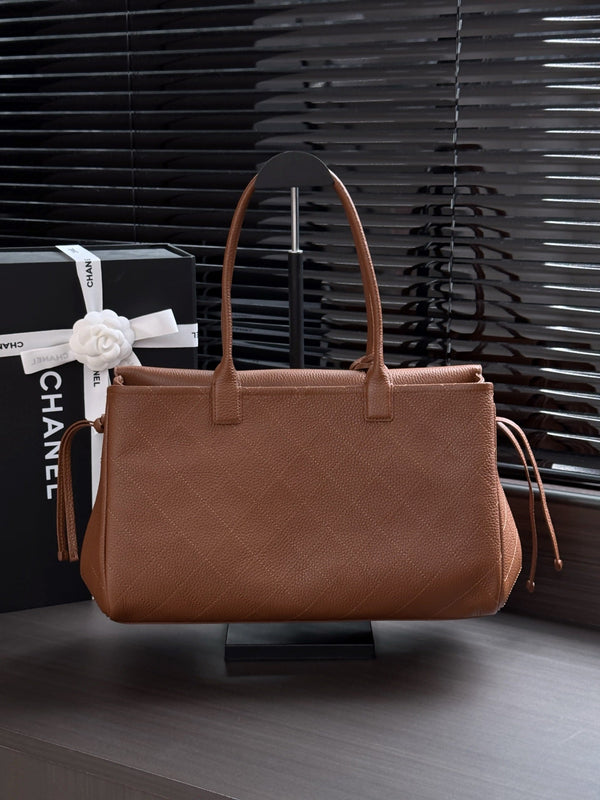 CC 26s Small Shopping Bag 38CM Brown Calfskin 143386
