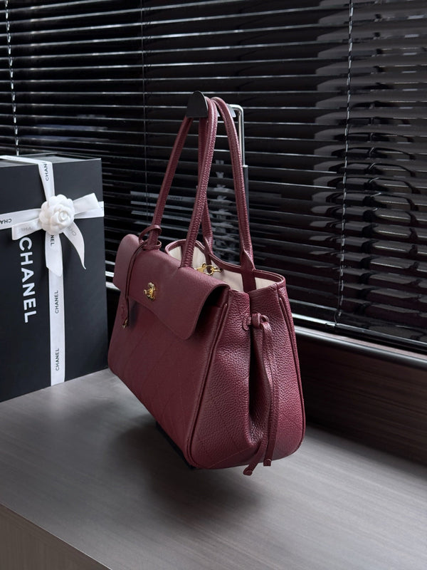 CC 26s Small Shopping Bag 38CM Burgundy Calfskin 143385