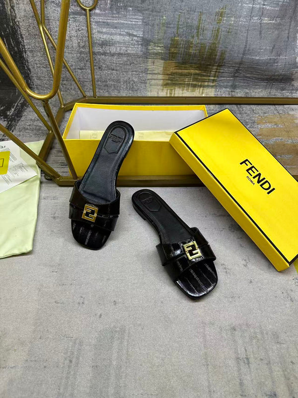 FF FFold Leather Slides Black Leather 826542