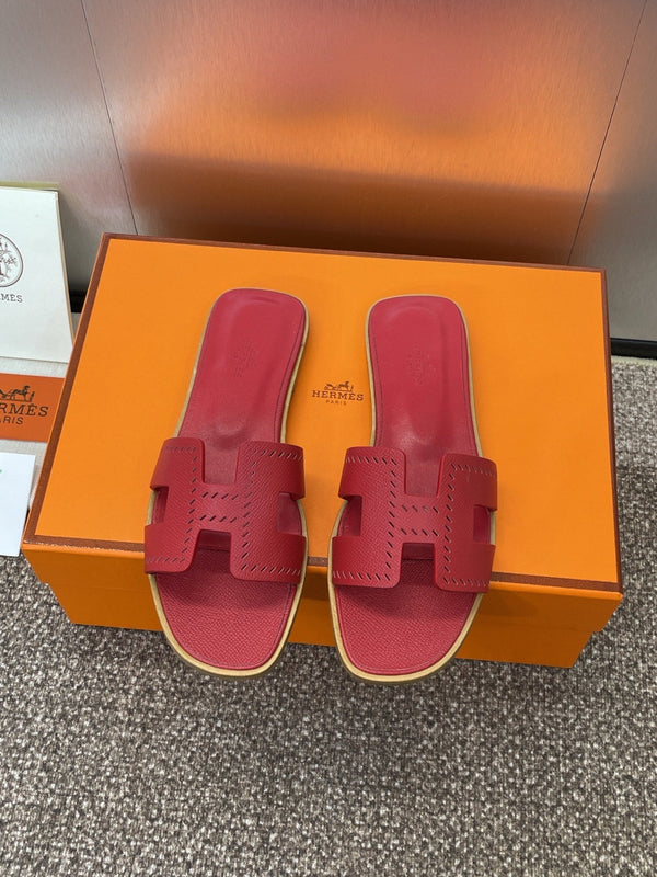 HM 25 Oran Sandal Dark Red Perforate Epsom Leather