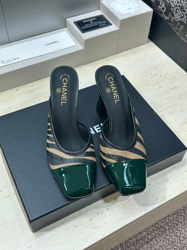 CC Square Toe Color-Blocked Mule 9cm Teal Green Horsehair Patent Leather 830460