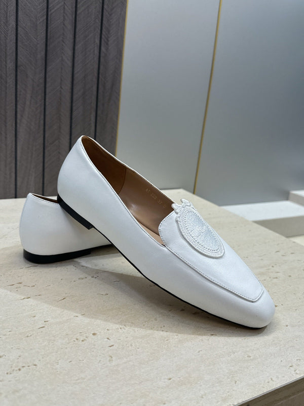 CD 26s Médaillon Loafers White Leather 118458