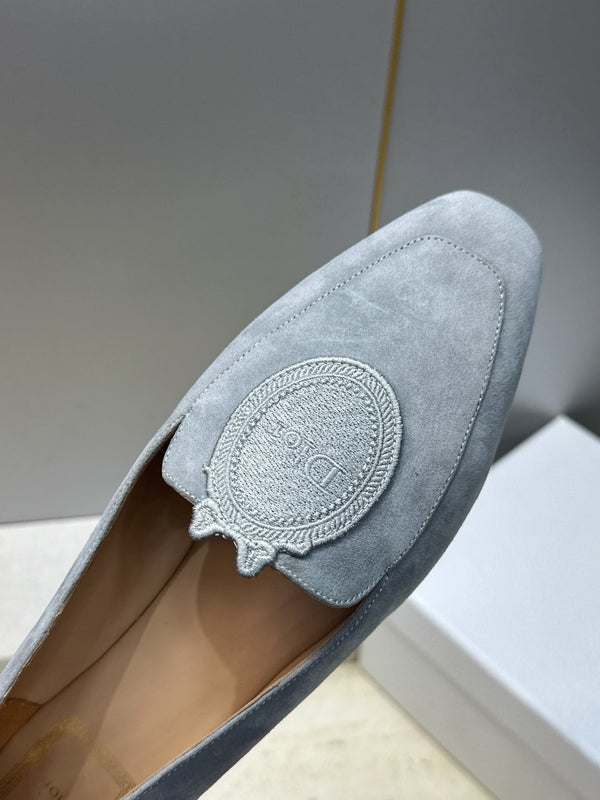 CD 26s Médaillon Loafers Denim Blue Suede 118459