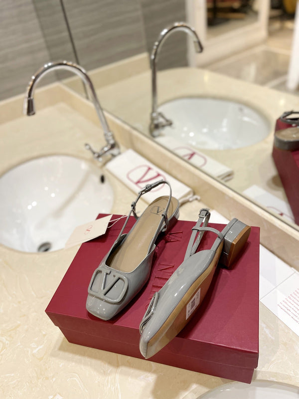 VLOGO GREY PATENT LEATHER SLINGBACK FLATS