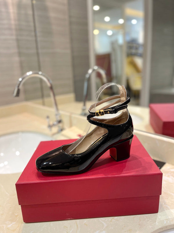 VLTN 26s VLogo Block Heels Black Patent Leather 985374