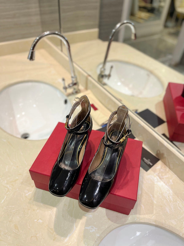 VLTN 26s VLogo Block Heels Black Patent Leather 985374