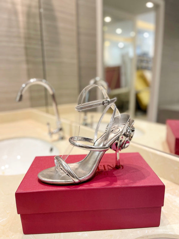 VLTN 26s Ladycrush Strass Flower Sandals Silver Metallic Leather 985381