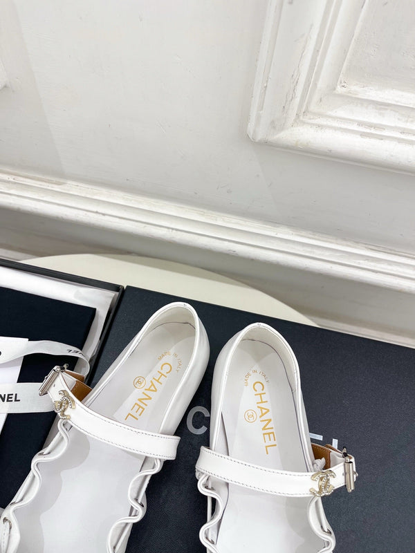 CC 26 SS Ruffled Bow Mary Jane Flats White Calfskin 586929