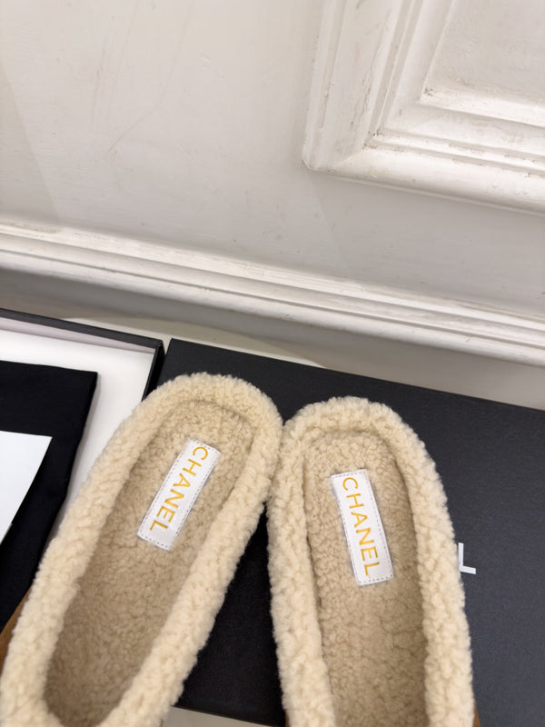 CC 26s Mules Dark Brown Suede Shearling 111936