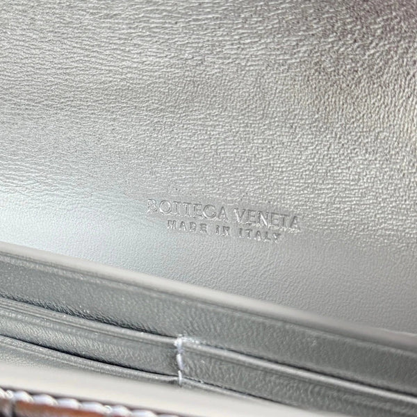 Bottega Veneta 2026 Andiamo Bag 31cm Silver Crocodile-embossed Leather 137072