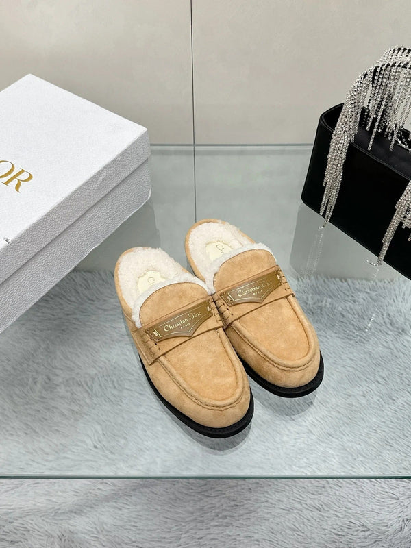 CD 26s Boy Mule Tan Suede 966804