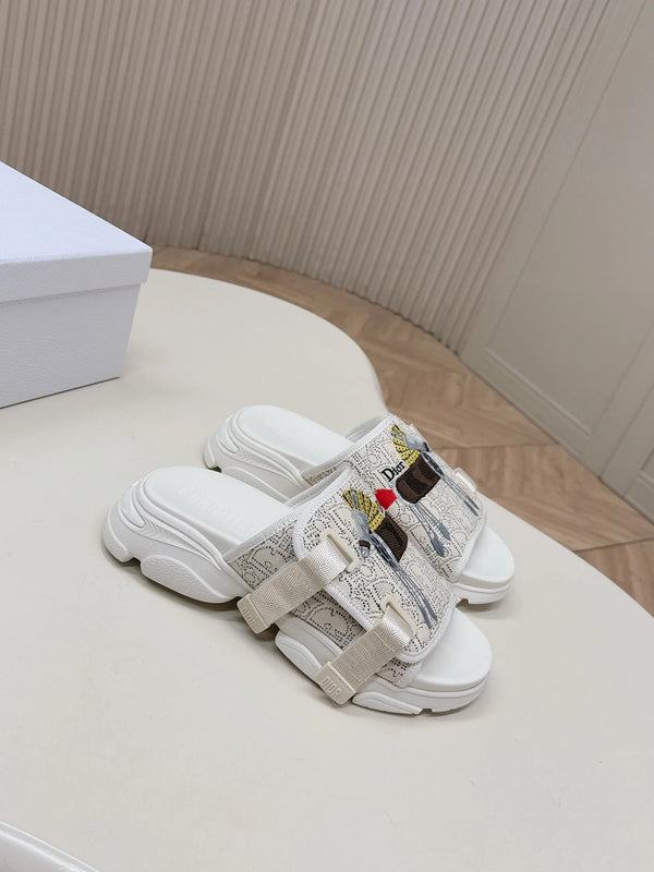 CD 26s Platform Slippers 35 Cream White Canvas Lambskin 643810