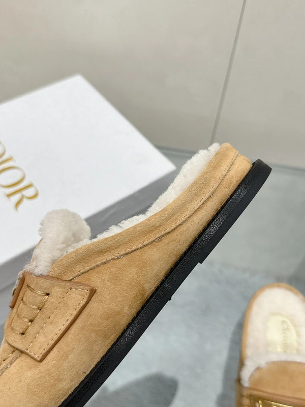CD 26s Boy Mule Tan Suede 966804