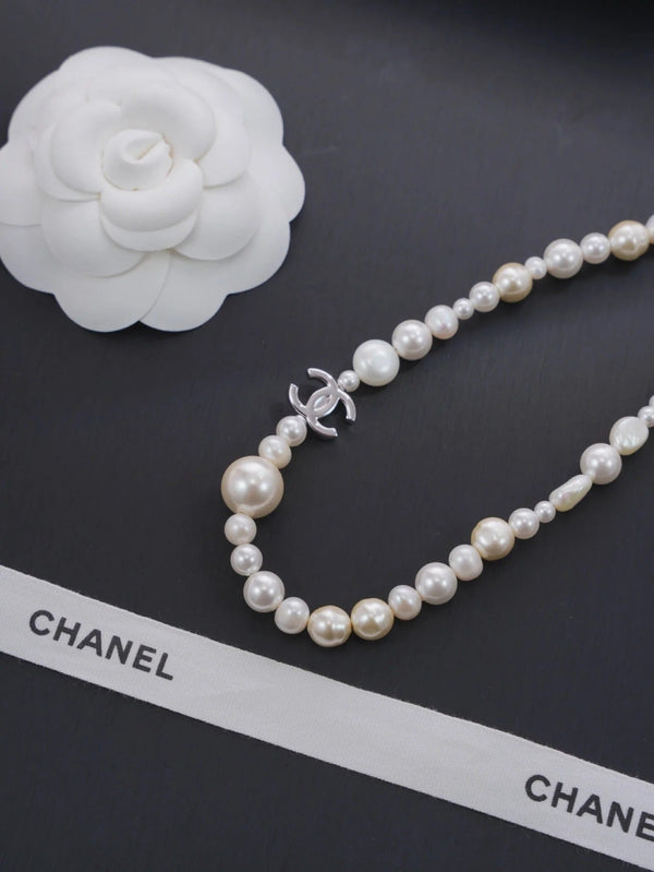 CC 2026 Freshwater Pearl Silver Double C Short Necklace Choker