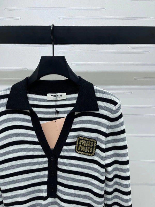 MIUMIU KNITTED SWEATER STYLE 453