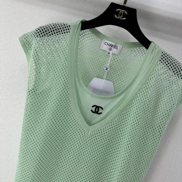 Chanel 2026 Openwork Knit Vest Green Wool 395635