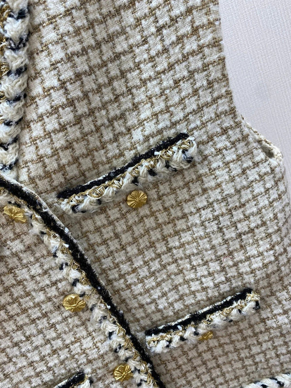 CHANEL 25S TWEED FOUR-POCKET BLAZER 315