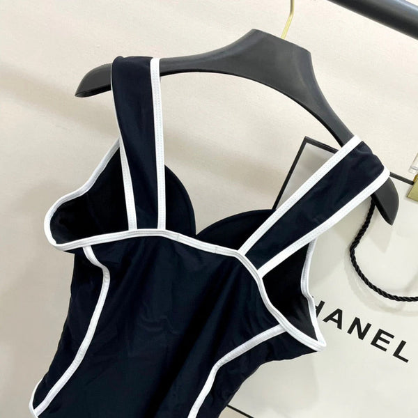 CC BIKINI SWIMSUIT SET IN BLACK AND WHITE TRIM 622172