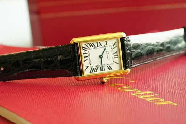 TANK MUST DE SOLO 30MM GOLD CASE LEATHER STRAP