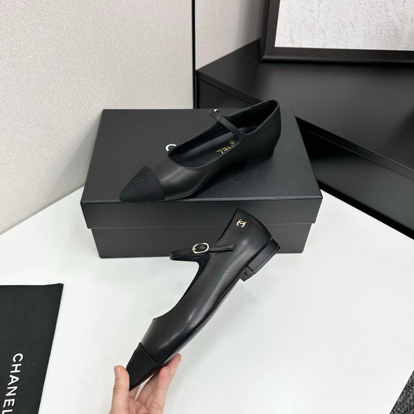 CC 25SS Pointed-Toe Mary Janes Black Cowhide 490137