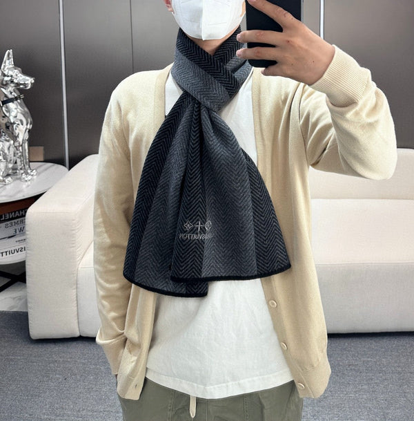 LV Scarf 180cm Black Knitted Cashmere 838207