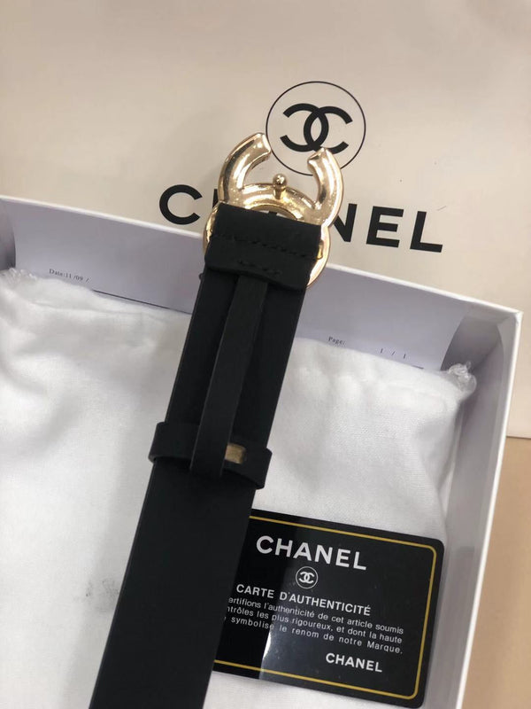 CC Classic Clasp Black Gold Buckle Calfskin Belt  614065