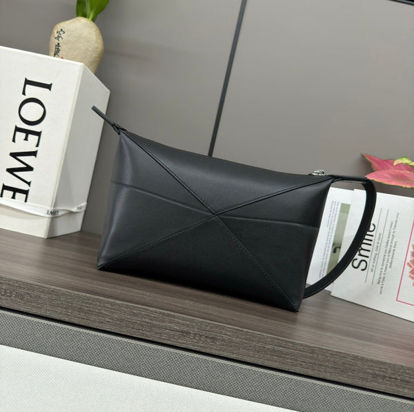 Loewe Puzzle Fold 22cm Handbag in Black Glossy Calfskin 274154