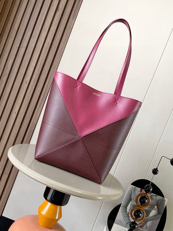 LOE 31 Medium Puzzle Fold Tote In Crimson Deep Red Glossy Cowhide 274309
