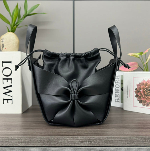 Loewe Hammock Compact 17 Handbag in Black Calfskin 274137