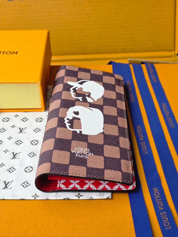 LV Collaboration Suit Clip  Brown PVC Fabric with Leather 274756