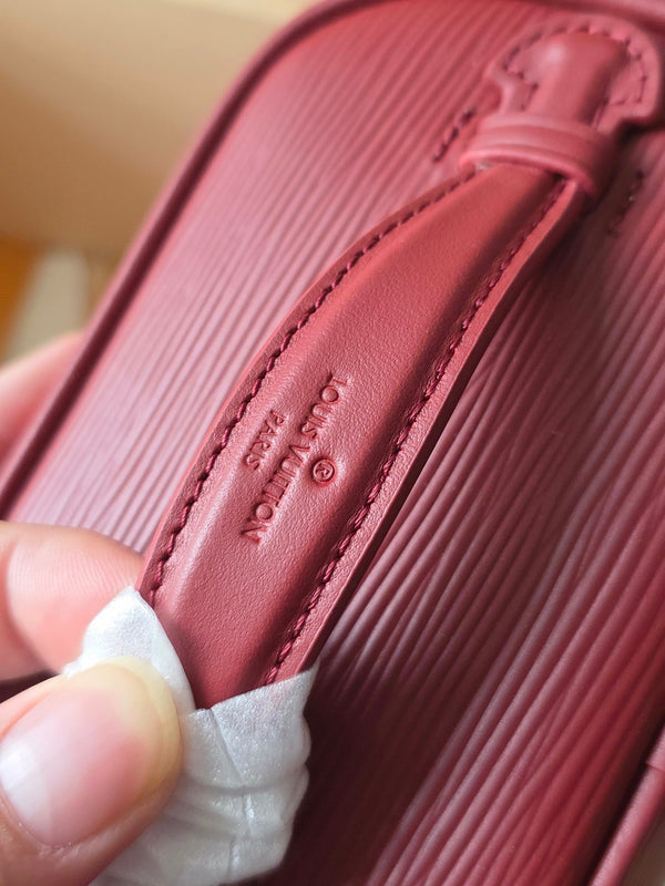 LV Nice Nano Cosmetic 10.2 Bag Burgundy Epi Leather 275219
