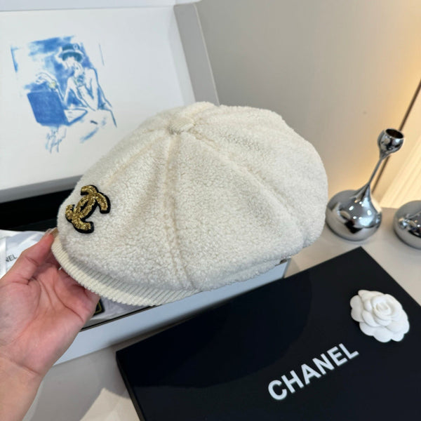 Chanel Wool Cap White in Fibrous 980124