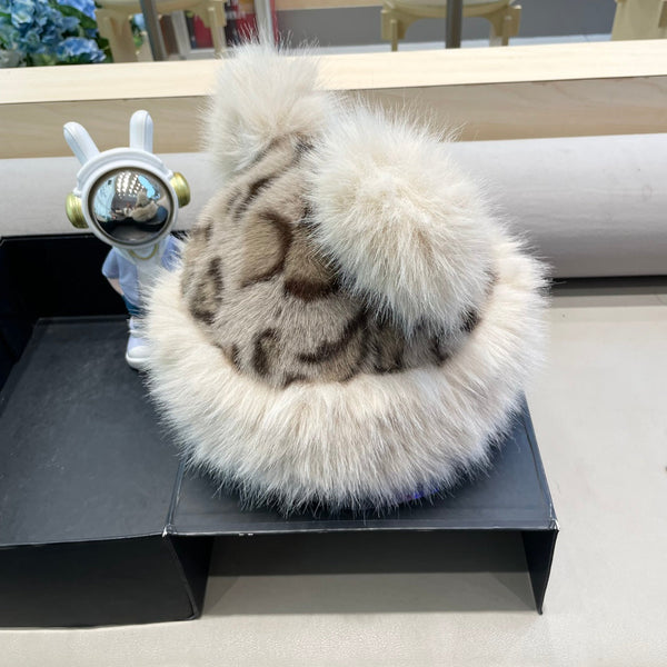 Moncler 24 Retro Leopard Gray Print Plush Fisherman Hat 980328