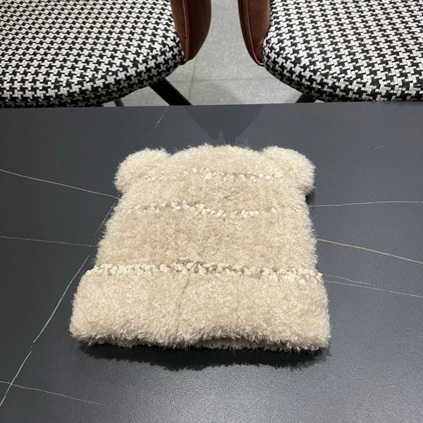 Moncler Cute Bear Fleece-Lined Warm Knitted Beige Hat 980001